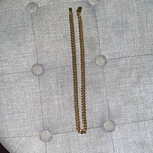 20 inch thick gold chain.